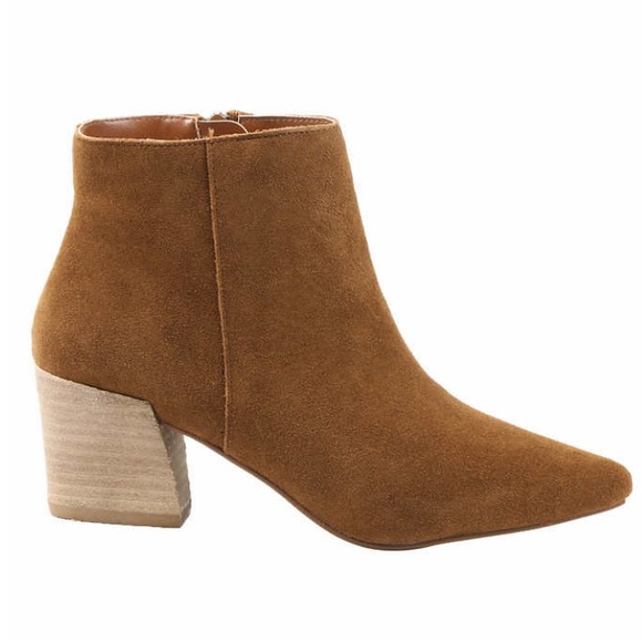 NEW Kensie Brown Suede Heeled Booties - Picture 2 of 14